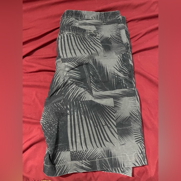 Brand: Tony Hawk Grey Cargo shorts - Picture 2 of 6